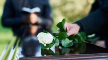 Diferença Entre Funeral E Velorio